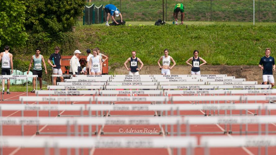 Women Hurdles Varsity 2015