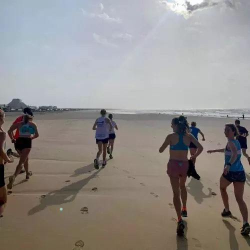 OUAC Portugal runs on the beach